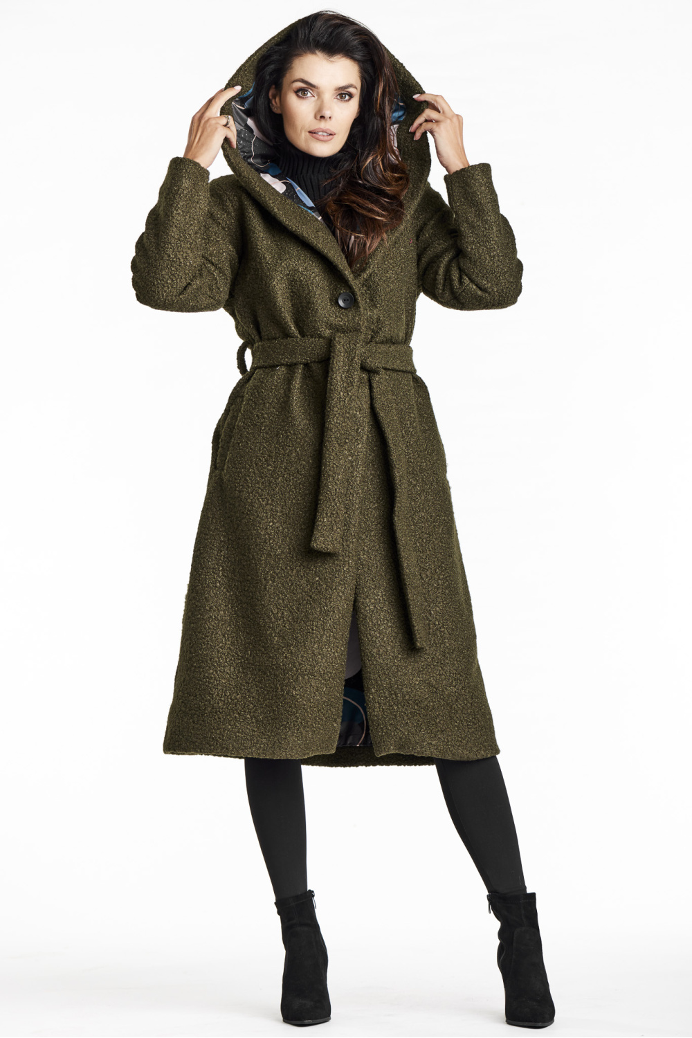 Coat model 200558 awama