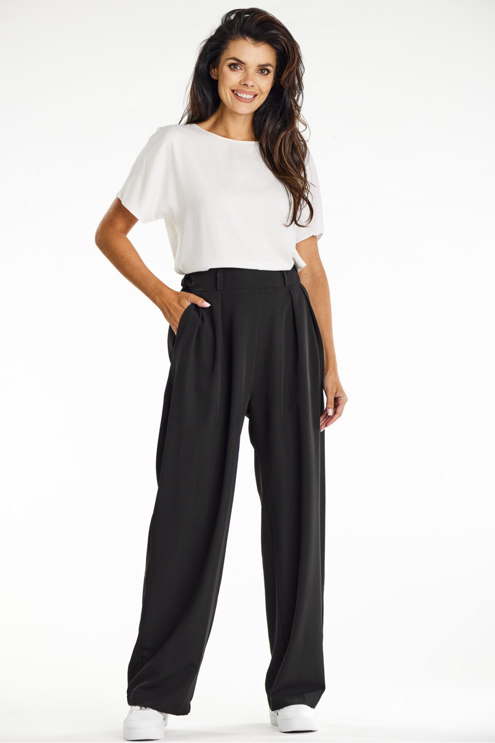 Women trousers model 200573 awama