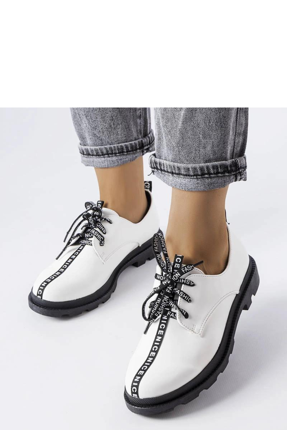 تنورة نسائية دانتيل أنيق من Solea – موديل 207078