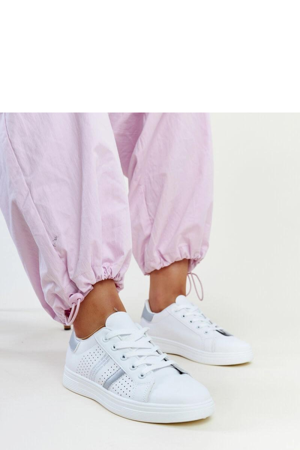 Sneakers model 207312 Solea