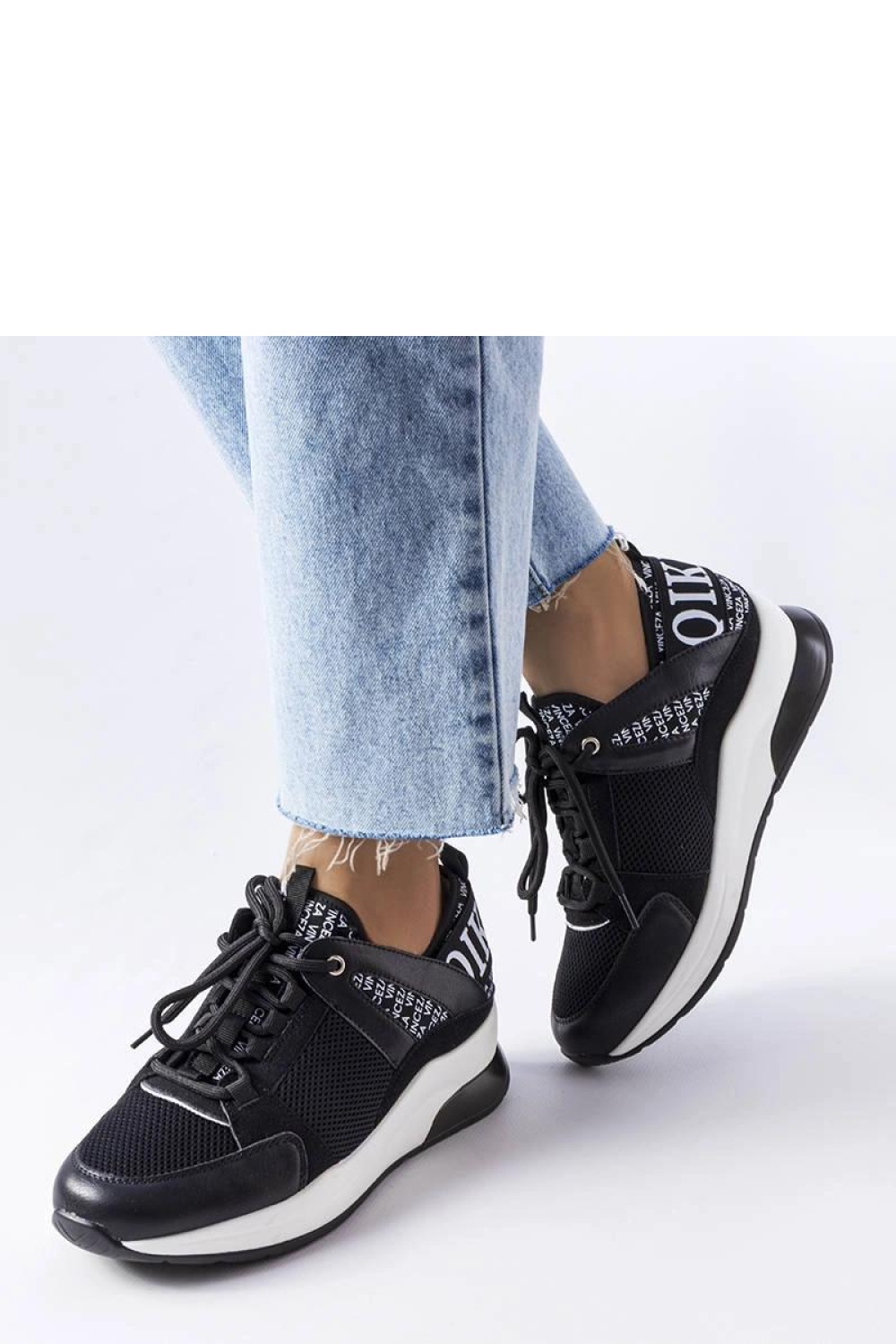 Sneakers model 207891 Solea