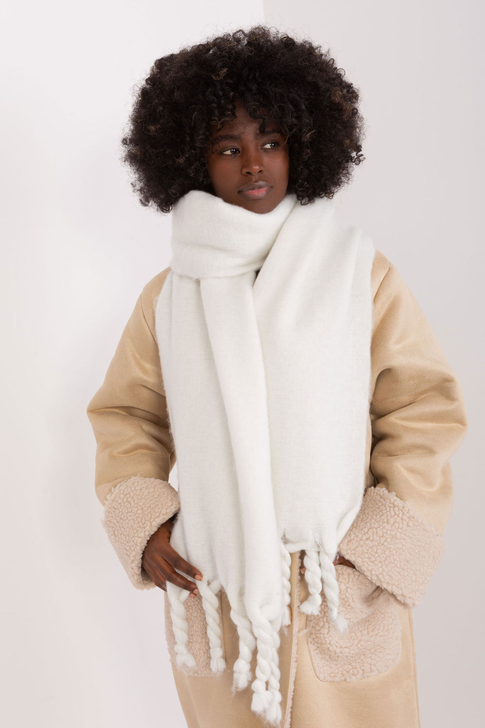 روب نسائي بوليستر عالي الجودة من AT – موديل 208270