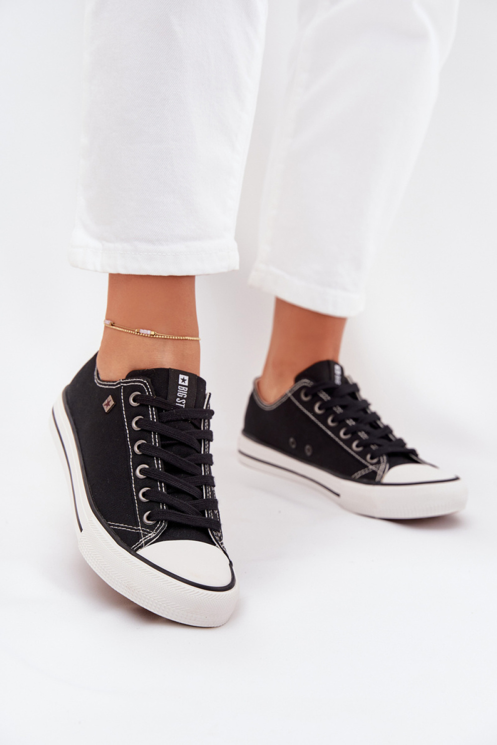 Sneakers model 216375 Step in style