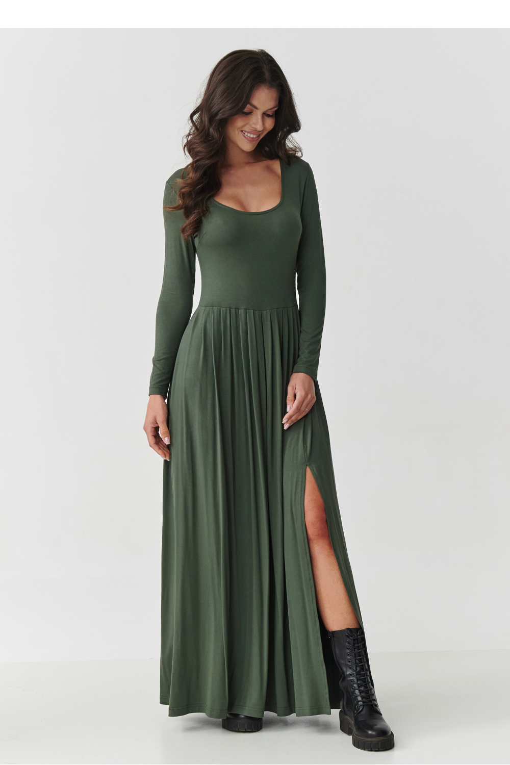 قطعة ملابس نسائية فيسكوز مريح وإيلاستين لمرونة مريحة من Makadamia – موديل 217161