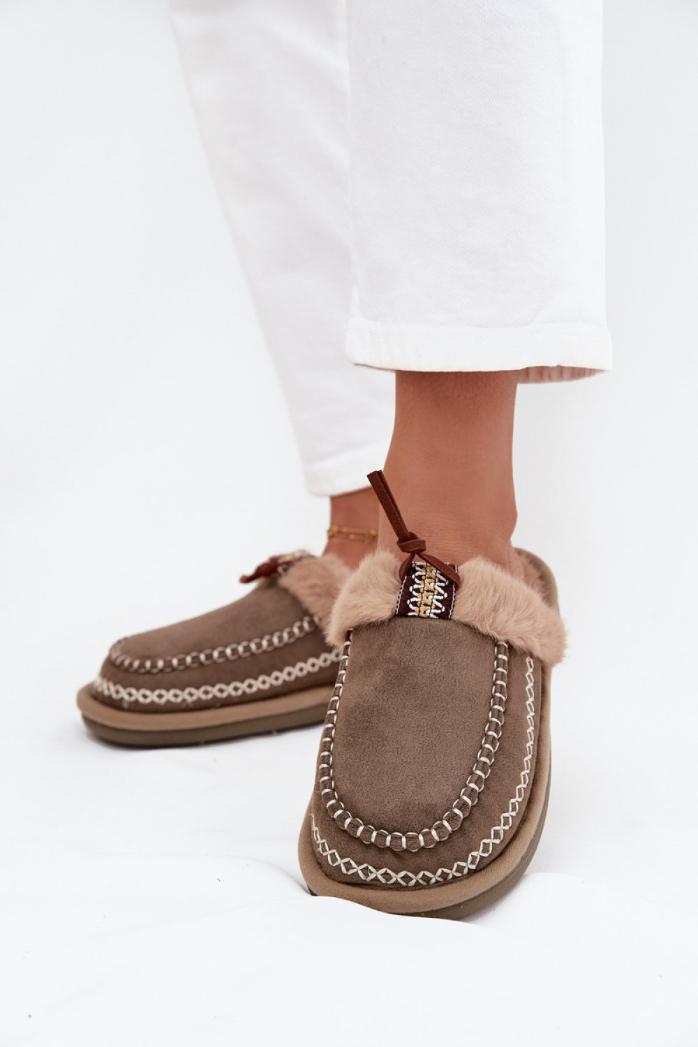 Slippers model 217485 Step in style