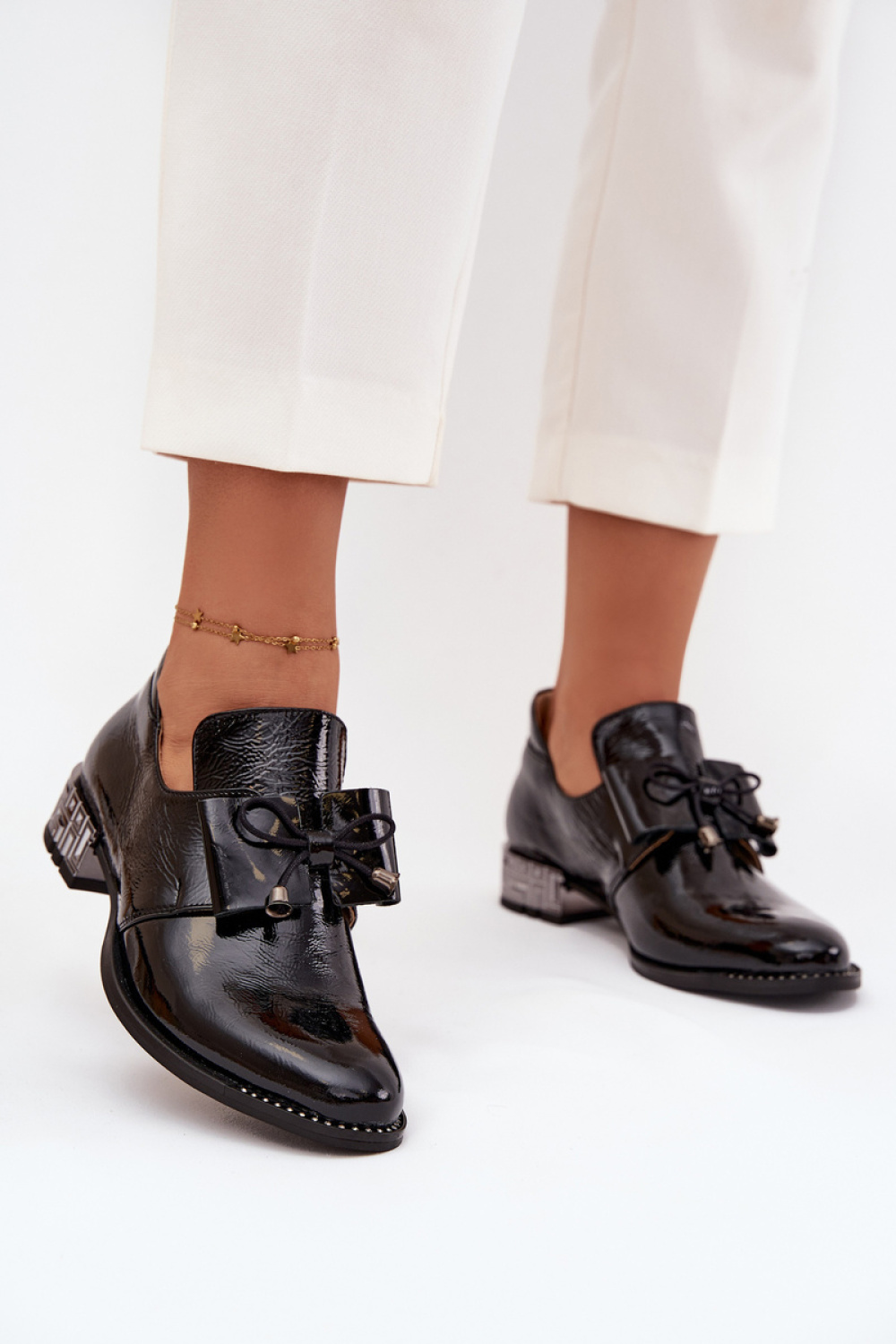 Heeled low shoes model 217839 Step in style