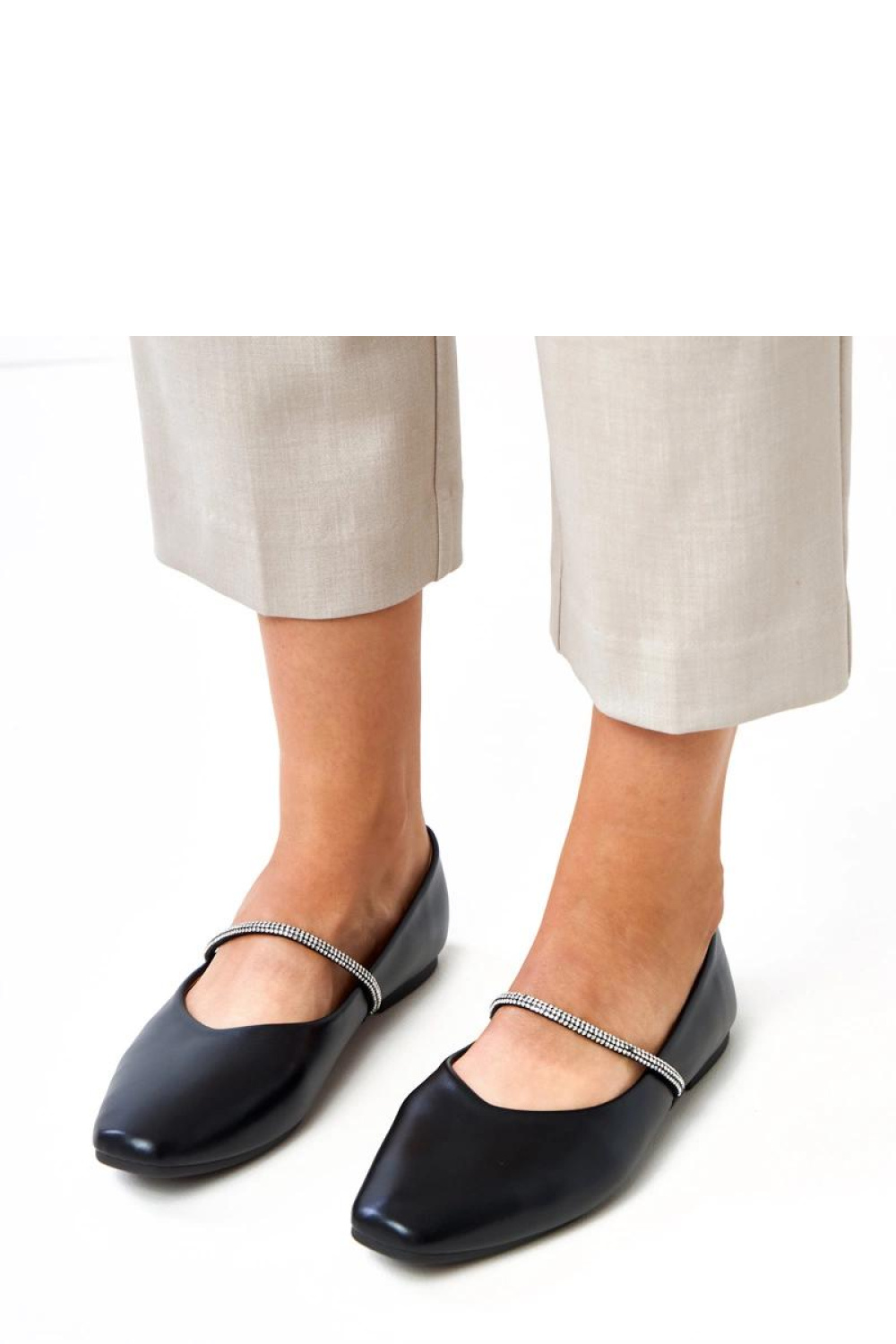 قطعة ملابس نسائية من Solea – موديل 218358