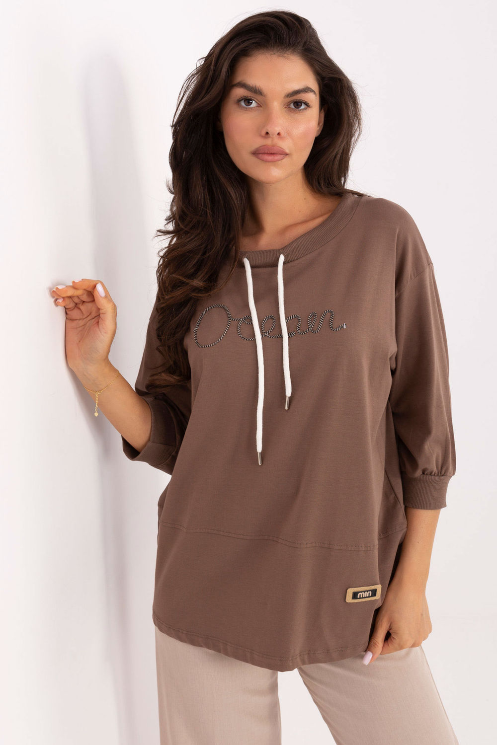 Blouse model 218388 Relevance