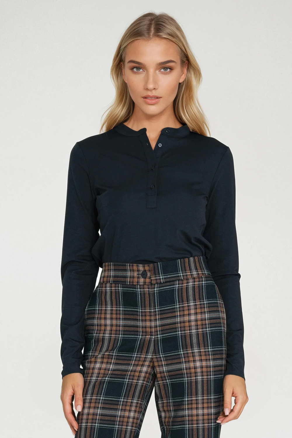 بلوزة نسائية إيلاستين لمرونة مريحة من Nife – موديل 218902