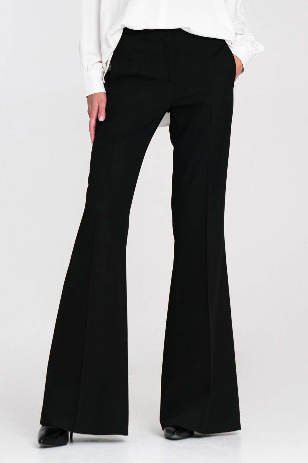 Women trousers model 219779 Nife