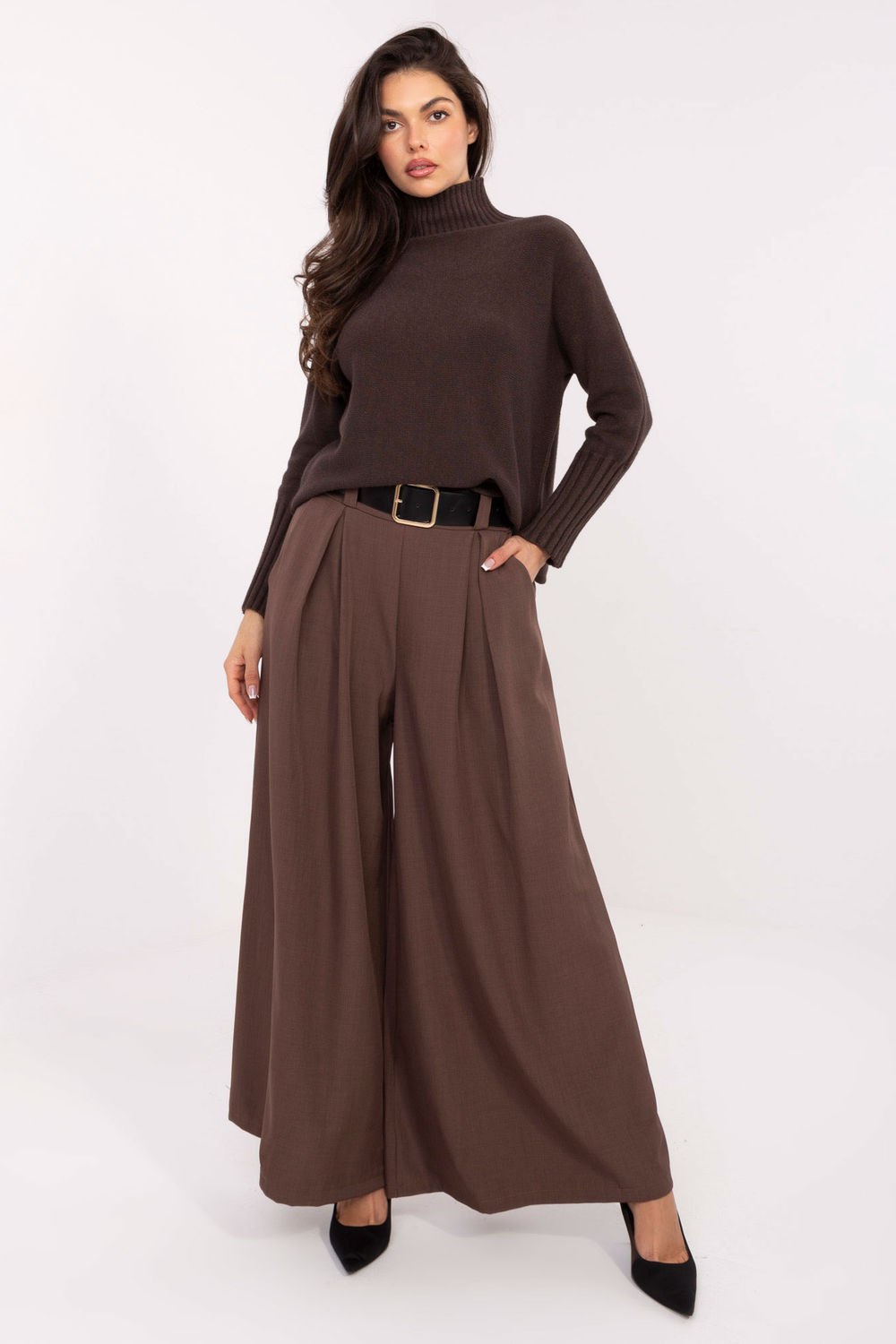 Women trousers model 220025 Italy Moda