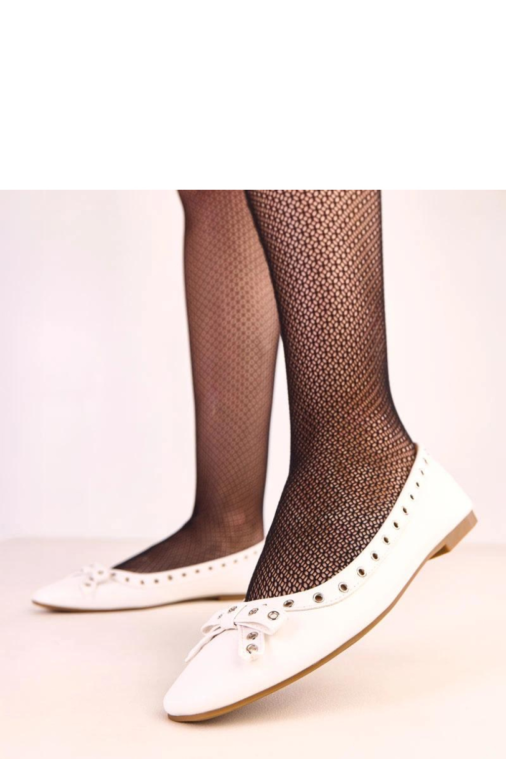 قطعة ملابس نسائية من Solea – موديل 220254