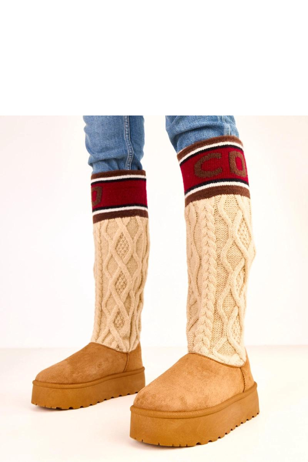 قطعة ملابس نسائية من Solea – موديل 220267